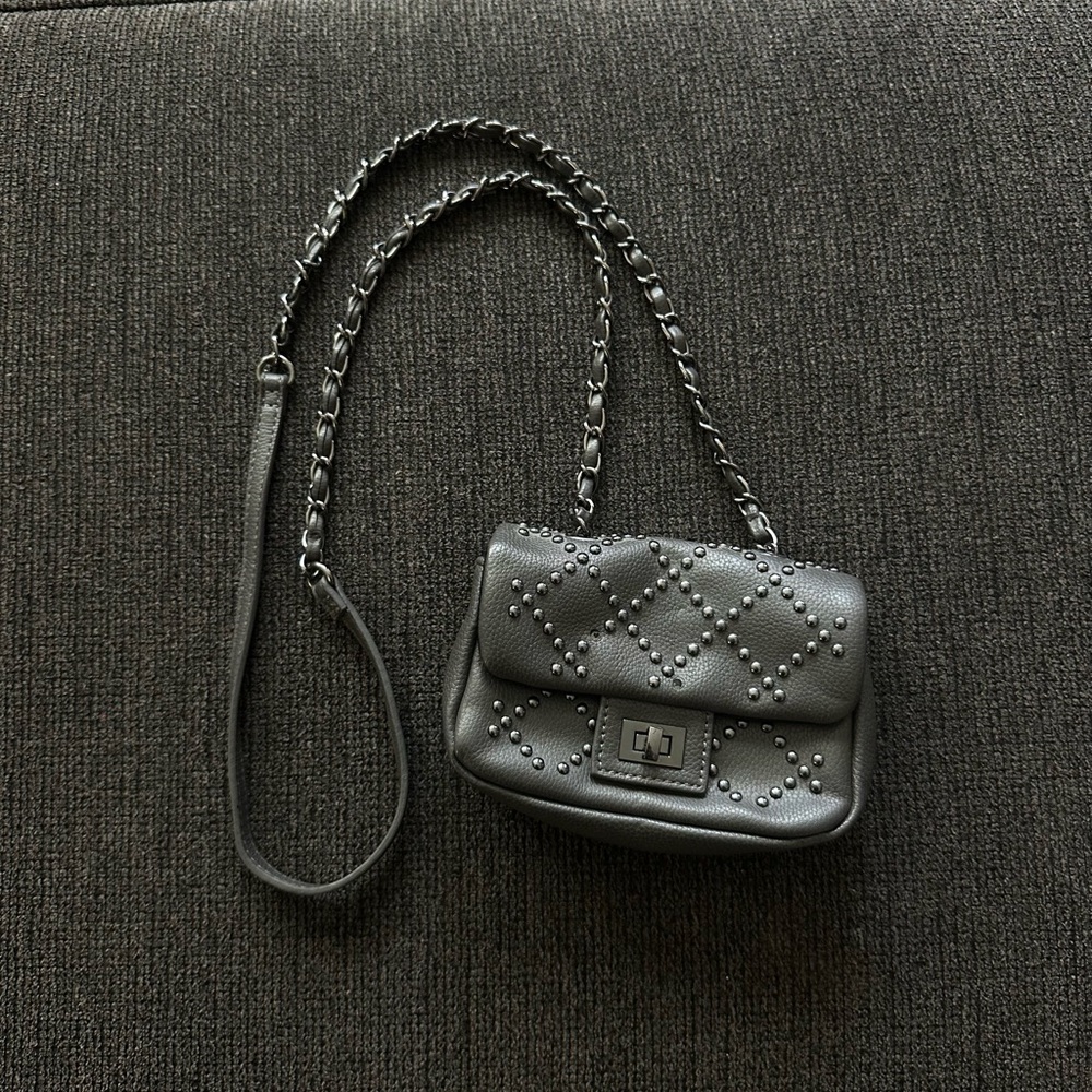 Forever 21 Black Quilted Crossbody Bag